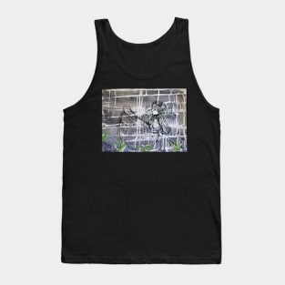 Alice under water (falling up) Tank Top